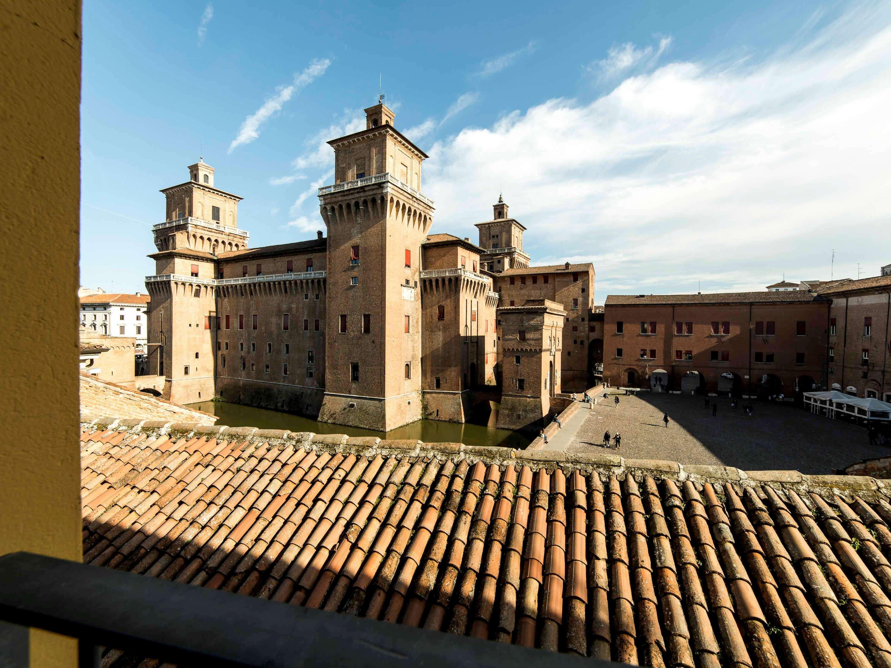 Mercure Ferrara Hotel Exterior foto